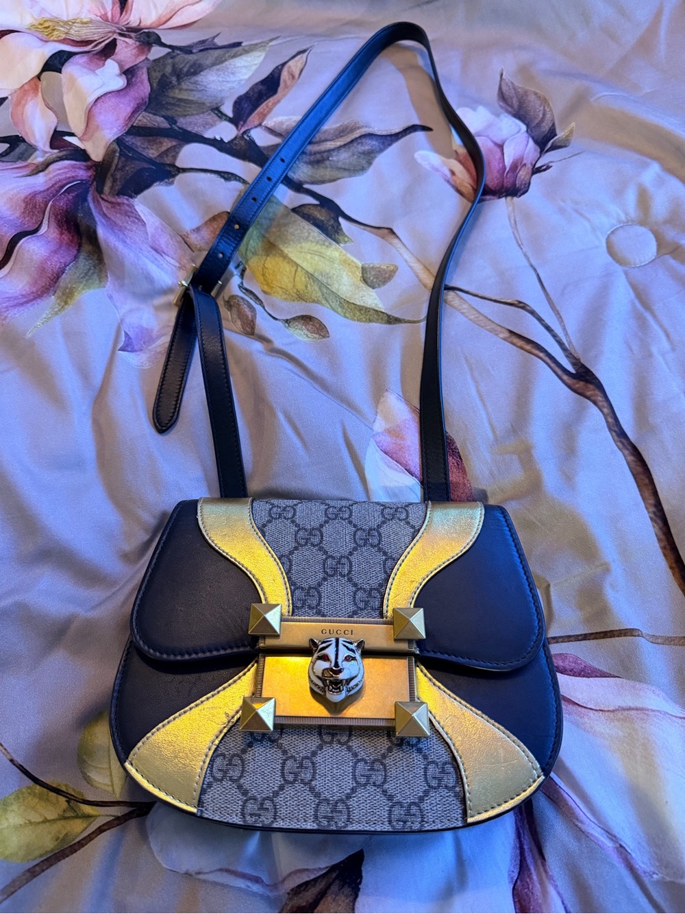 Authentic Gucci Broadway Tiger Head GG Supreme Shoulder Bag Black Gold